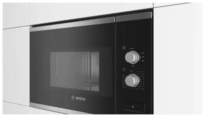 Встраиваемая микроволновая печь BOSCH BFL524MS0 20л. 800Вт нержавеющая сталь/черный — фото 2