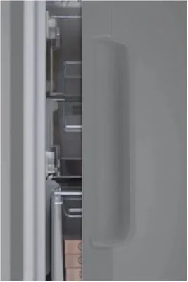 Морозильник INDESIT DSZ 4150 G серебро  [214л /150см /6ящ] — фото 2
