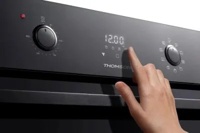 Духовой шкаф электрический THOMSON BO30E-6803  черный (68л, диспл,конв,телескоп,каталика) — фото 7