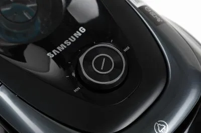 Пылесос SAMSUNG VC18M21D0VG/EV титан (1800Вт, 380Вт) — фото 21